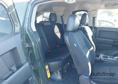 2014 Toyota Fj Cruiser z USA, uszkodzony, nr VIN JTEBU4BF2EK206577